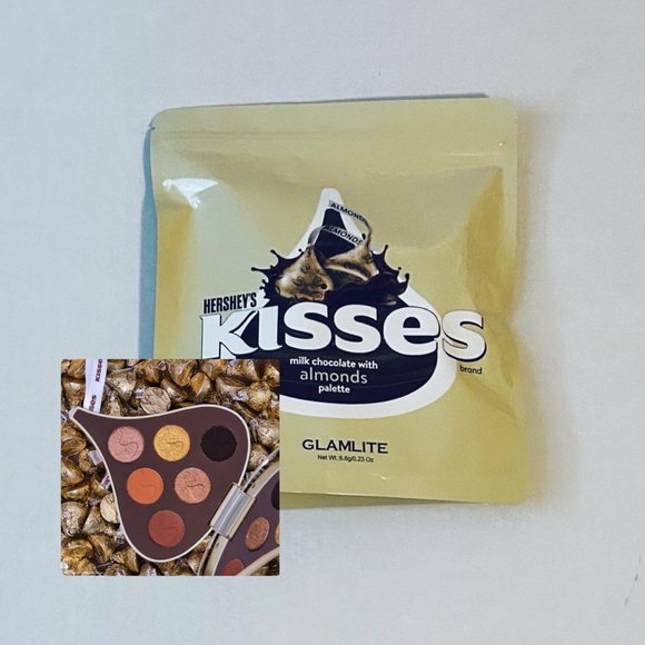 Hershey’s Kisses X Glamlite Milk Chocolate with Almonds Palette - Picture 1 of 7